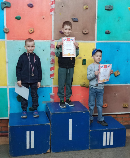 Одной из спортивных традиций МБДОУ "Детский сад 53" стали городские соревнования по спортивному ориентированию среди старших дошкольников. Одной из спортивных традиций МБДОУ "Детский сад 53" стали городские соревнования по спортивному ориентированию среди старших дошкольников.